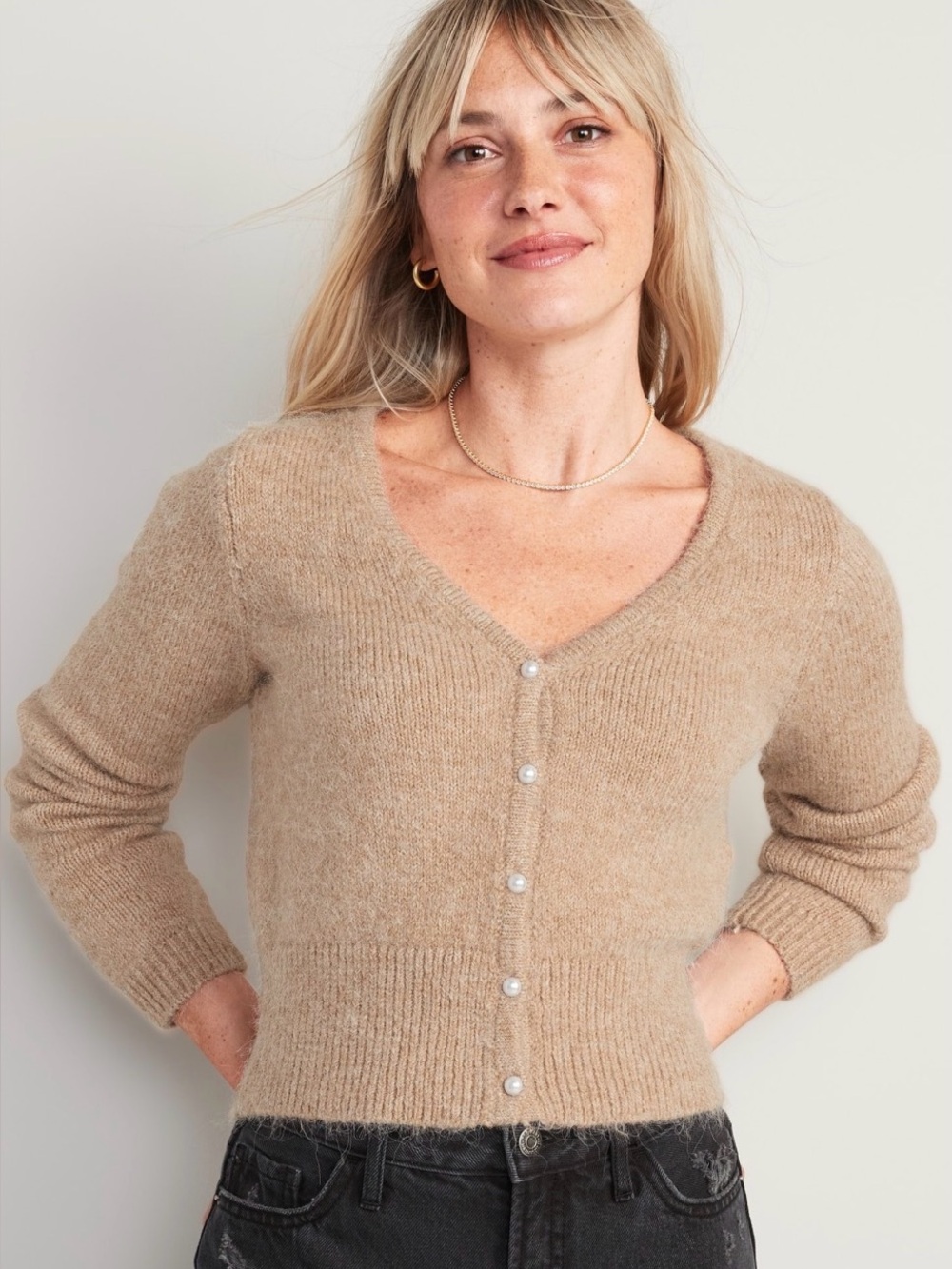 Old Navy Tan Cozy Fuzzy Pearl Button V-Neck Cardigan Sweater